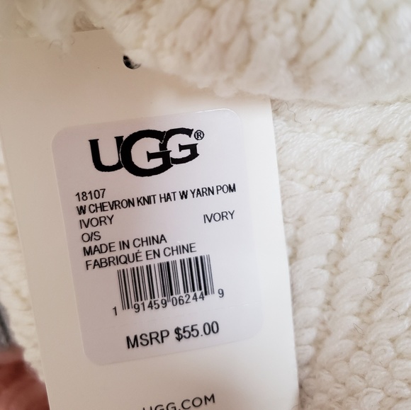 UGG chevron knit hat with yarn pom pom - Picture 2 of 6